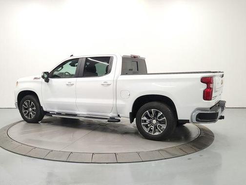 Summit White 2025 Chevrolet Silverado 1500 LT