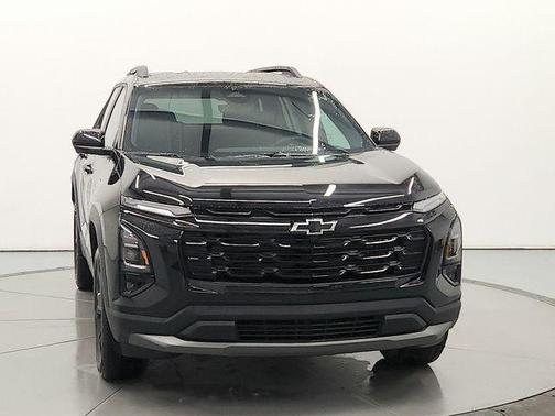 Mosaic Black Metallic 2026 Chevrolet Equinox 1LT