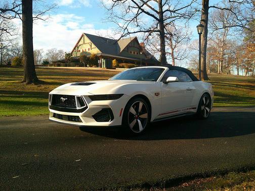 2025 Ford Mustang GT Premium