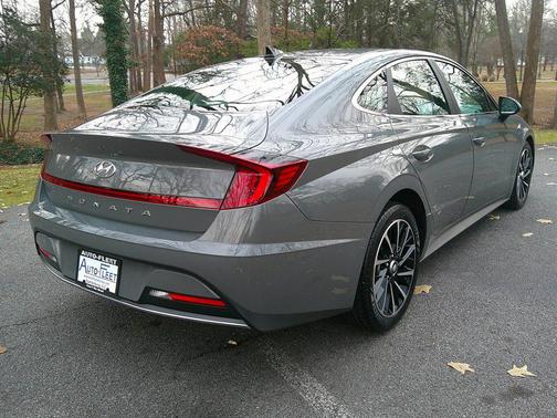 2020 Hyundai SONATA SE