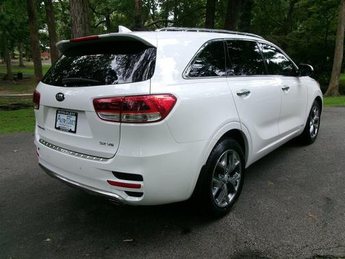 2016 Kia Sorento SX