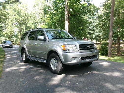 Silver Sky Metallic 2003 Toyota Sequoia SR5
