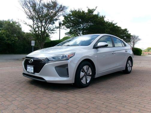 2018 Hyundai IONIQ Hybrid Blue