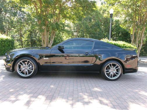 Black 2014 Ford Mustang GT Premium