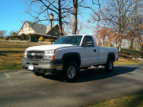 2006 Chevrolet Silverado 2500 Work Truck