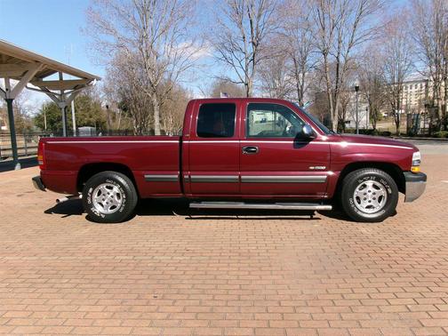 1999 Chevrolet Silverado 1500 LS Extended Cab