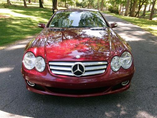 Burgundy 2007 Mercedes-Benz SL-Class SL550