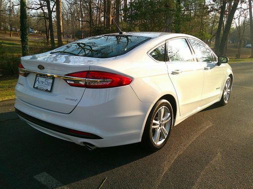 2018 Ford Fusion Hybrid S