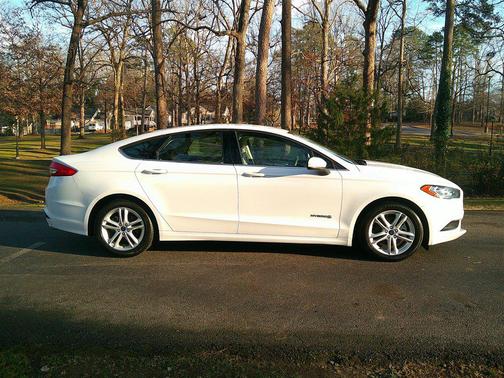2018 Ford Fusion Hybrid S