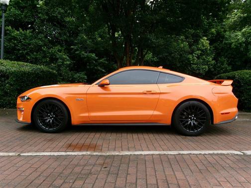 Twister Orange Tri-Coat 2021 Ford Mustang GT