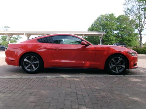 2015 Ford Mustang V6