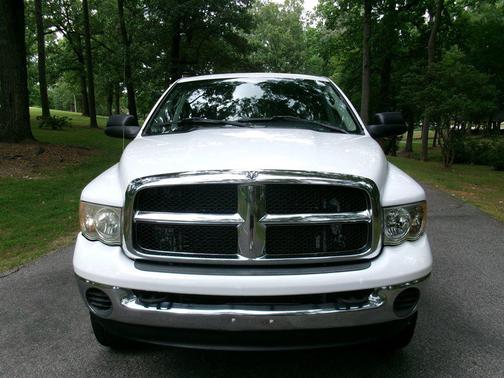 White 2004 Dodge Ram 2500 SLT Quad Cab