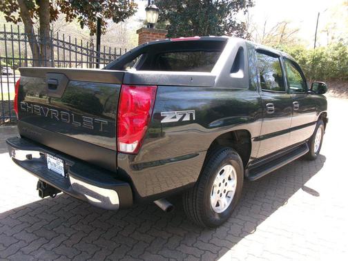 Grey 2003 Chevrolet Avalanche 1500