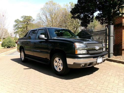 Grey 2003 Chevrolet Avalanche 1500