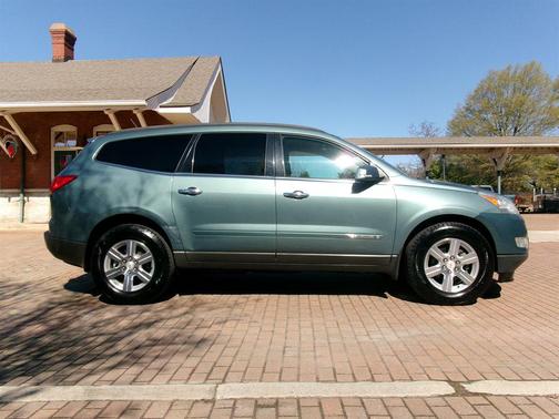 2009 Chevrolet Traverse LT