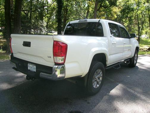 2016 Toyota Tacoma SR5