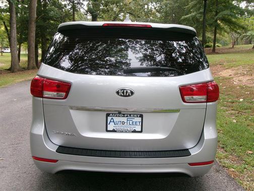 2018 Kia Sedona L