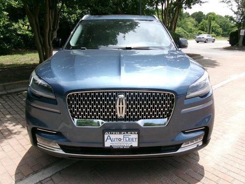 Blue Diamond Metallic 2020 Lincoln Aviator Reserve AWD