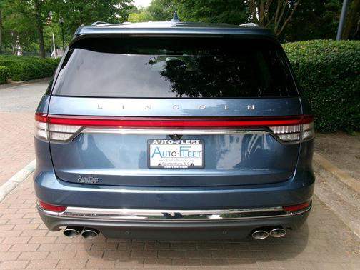 Blue Diamond Metallic 2020 Lincoln Aviator Reserve AWD