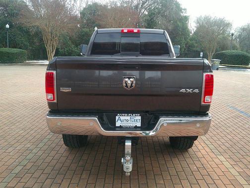 2018 RAM 3500 Laramie Crew Cab 4x4 6'4' Box