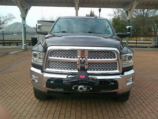 2018 RAM 3500 Laramie Crew Cab 4x4 6'4' Box