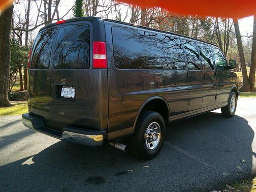 2017 Chevrolet Express 3500 LT