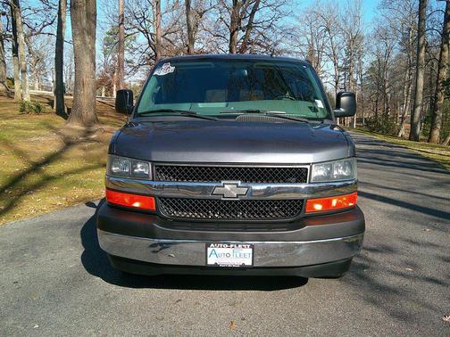 2017 Chevrolet Express 3500 LT