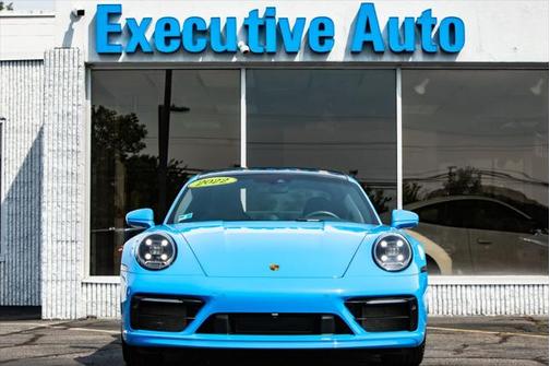 2022 Porsche 911 Carrera 4