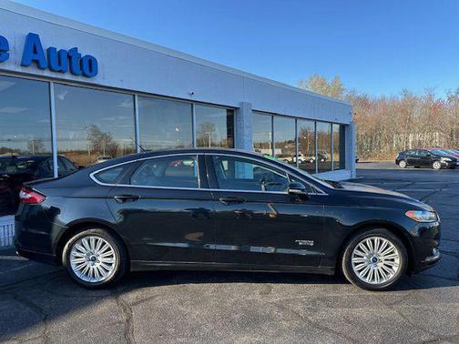 2014 Ford Fusion Energi SE Luxury