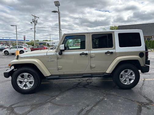2017 Jeep Wrangler Unlimited Sahara