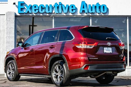 2017 Toyota Highlander LE