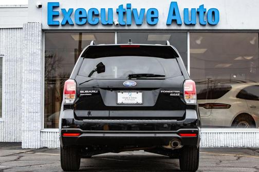 2017 Subaru Forester 2.5i Touring