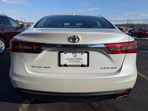 2018 Toyota Avalon XLE