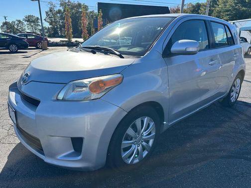 2010 Scion xD
