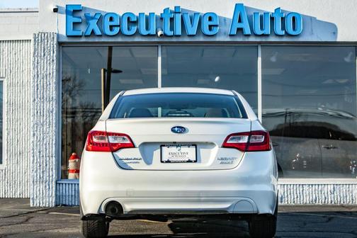 2017 Subaru Legacy Base