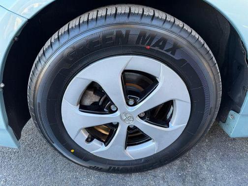 2014 Toyota Prius Three