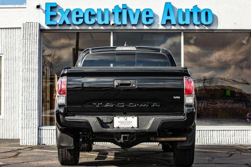 2023 Toyota Tacoma DOUBLE CAB