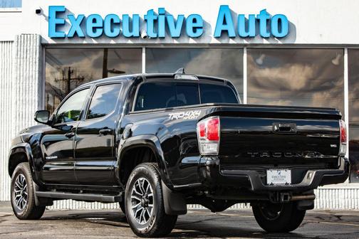 2023 Toyota Tacoma DOUBLE CAB