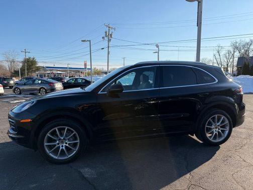 2019 Porsche Cayenne Cayenne