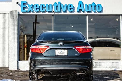 2015 Toyota Camry SE