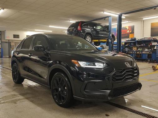2025 Honda HR-V AWD Sport