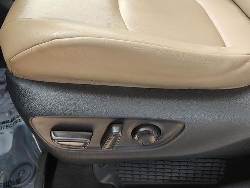 2021 Toyota Sienna XLE 7 Passenger