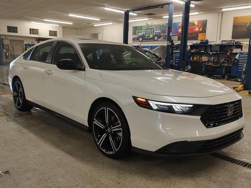 2023 Honda Accord Hybrid Base