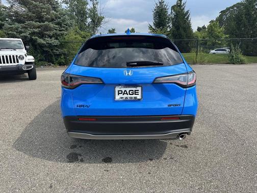 Boost Blue Pearl 2027 Honda HR-V Sport