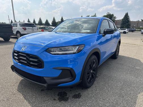 Boost Blue Pearl 2027 Honda HR-V Sport