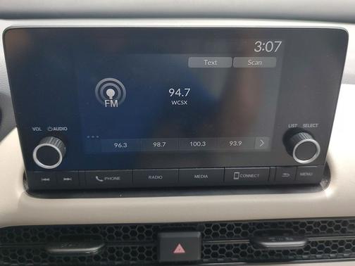 Nordic Forest Pearl 2023 Honda HR-V LX