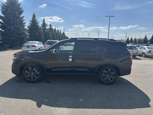 2025 Honda Pilot Sport