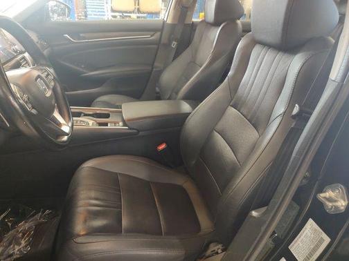 2020 Honda Accord Touring 2.0T