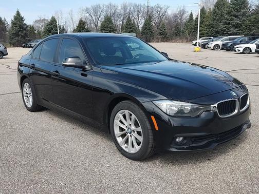 Jet Black 2016 BMW 320 i