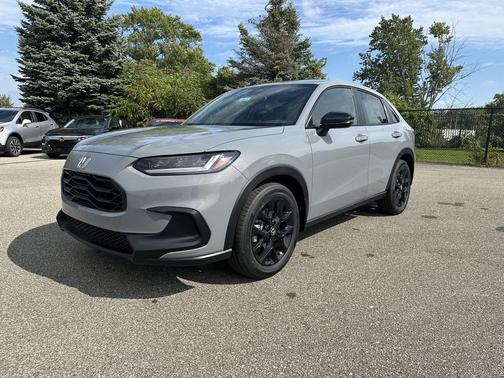 Urban Gray Pearl 2027 Honda HR-V Sport